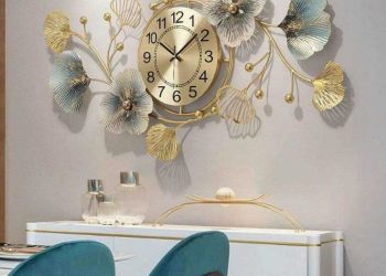 Một số lưu ý cho gia chủ khi sử dụng đồng hồ treo tường trang trí.