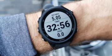 Mua đồng hồ online cần chú ý điều gì để tránh hàng giả?