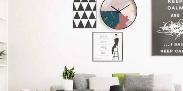 Đồng hồ trang trí phòng khách - Một vật dụng không thể thiếu