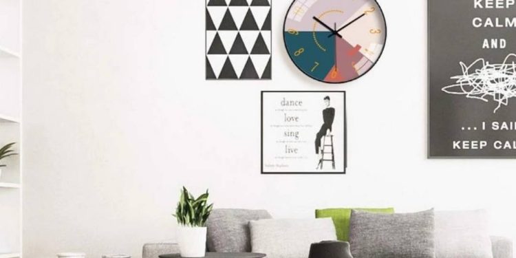 Đồng hồ trang trí phòng khách - Một vật dụng không thể thiếu